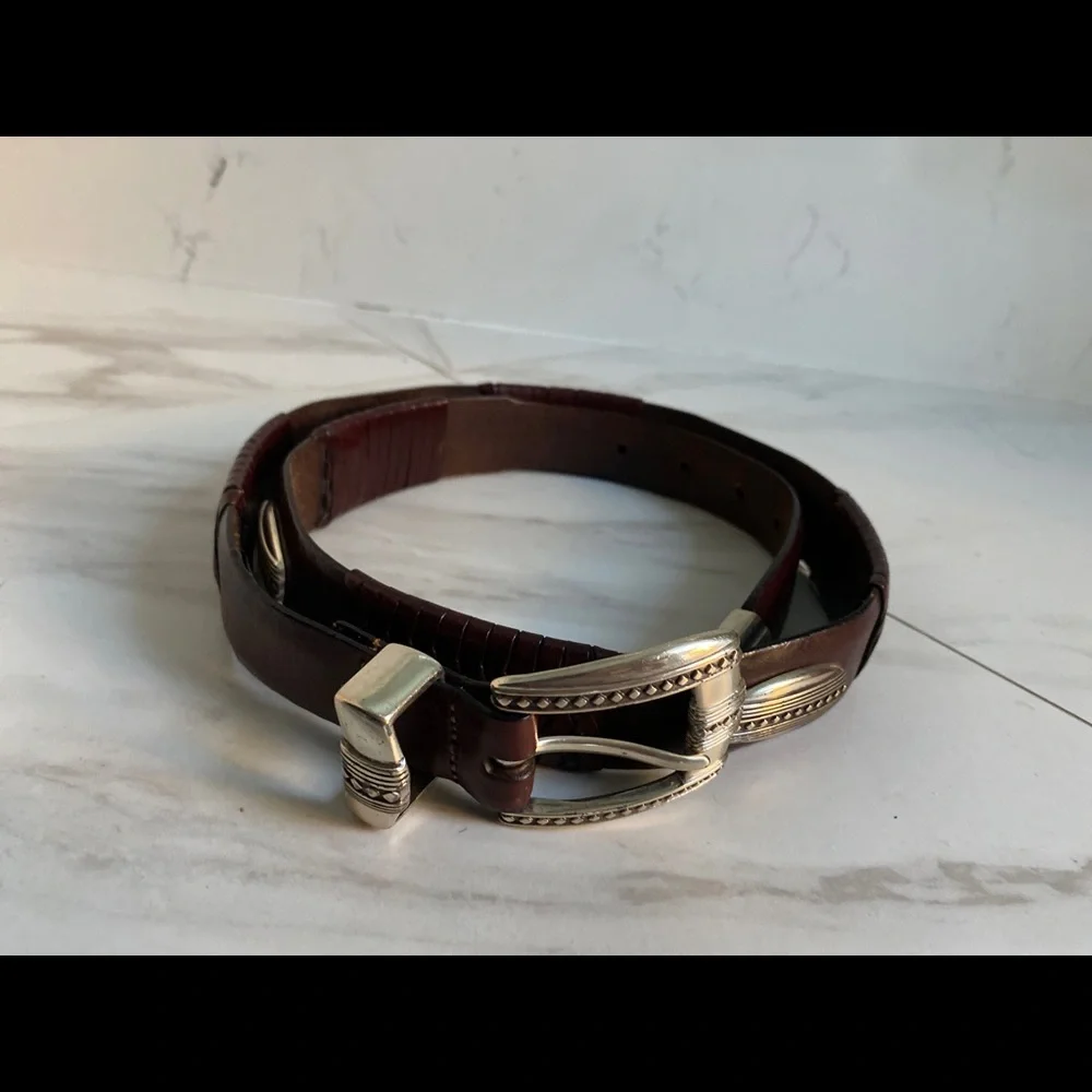 ❌SOLD❌Brighton Brown Leather Belt Mens sze 34 98057 Conchos Silver Tone - Picture 4 of 15